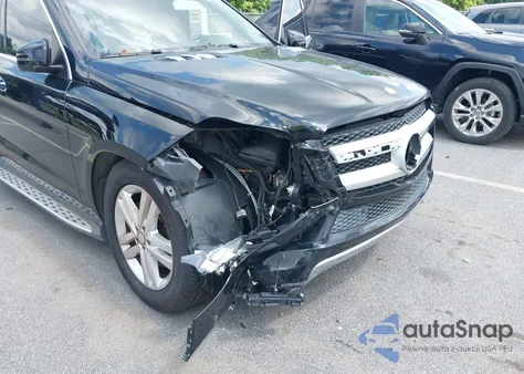 2016 Mercedes-Benz Gl 450 4Matic z USA, uszkodzony, nr VIN 4JGDF6EE1GA706949